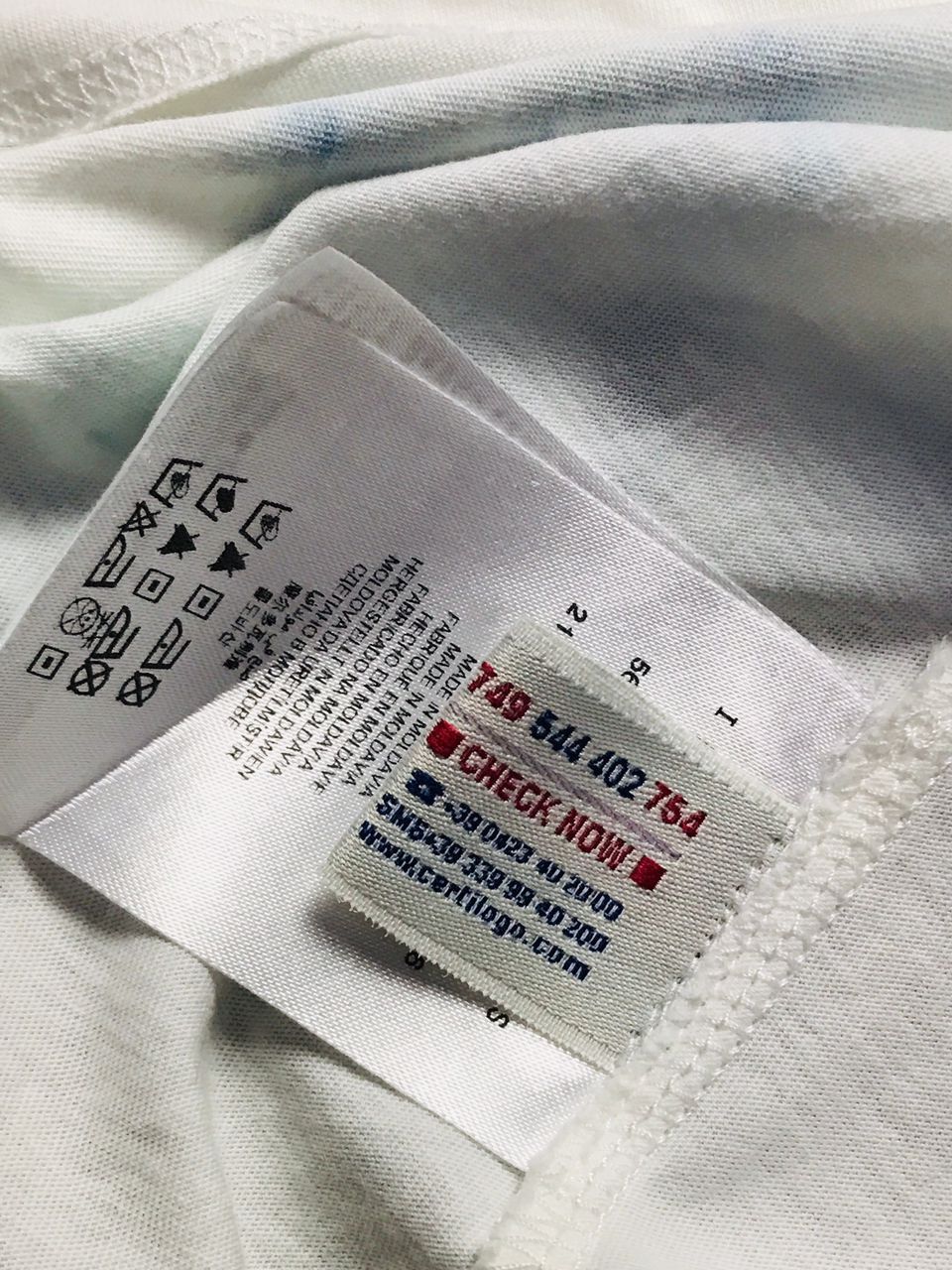 Moncler Moncler Beach Print T-Shirt Size L / US 10 / IT 46 - 12 Thumbnail