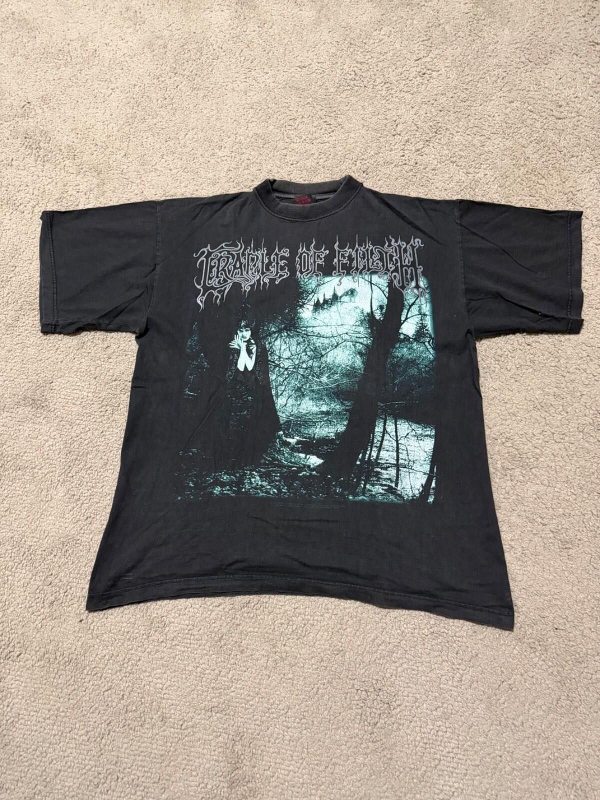 Band Tees Vintage 1996 Cradle of Filth Dusk and Her Embrace LS Tee Size US L / EU 52-54 / 3 - 1 Thumbnail