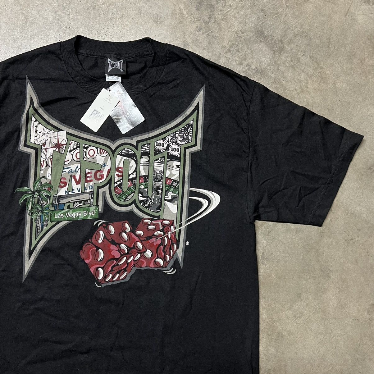Tapout × Vintage Vintage 2000’s Tapout Las Vegas Graphic T-Shirt Size US L / EU 52-54 / 3 - 1 Thumbnail
