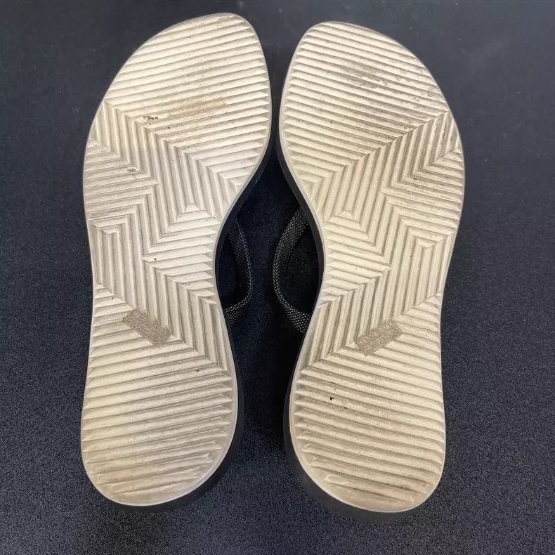 Hermes Hermes Flip Flops Size 36-2506 Size US 6 / IT 36 - 7 Thumbnail