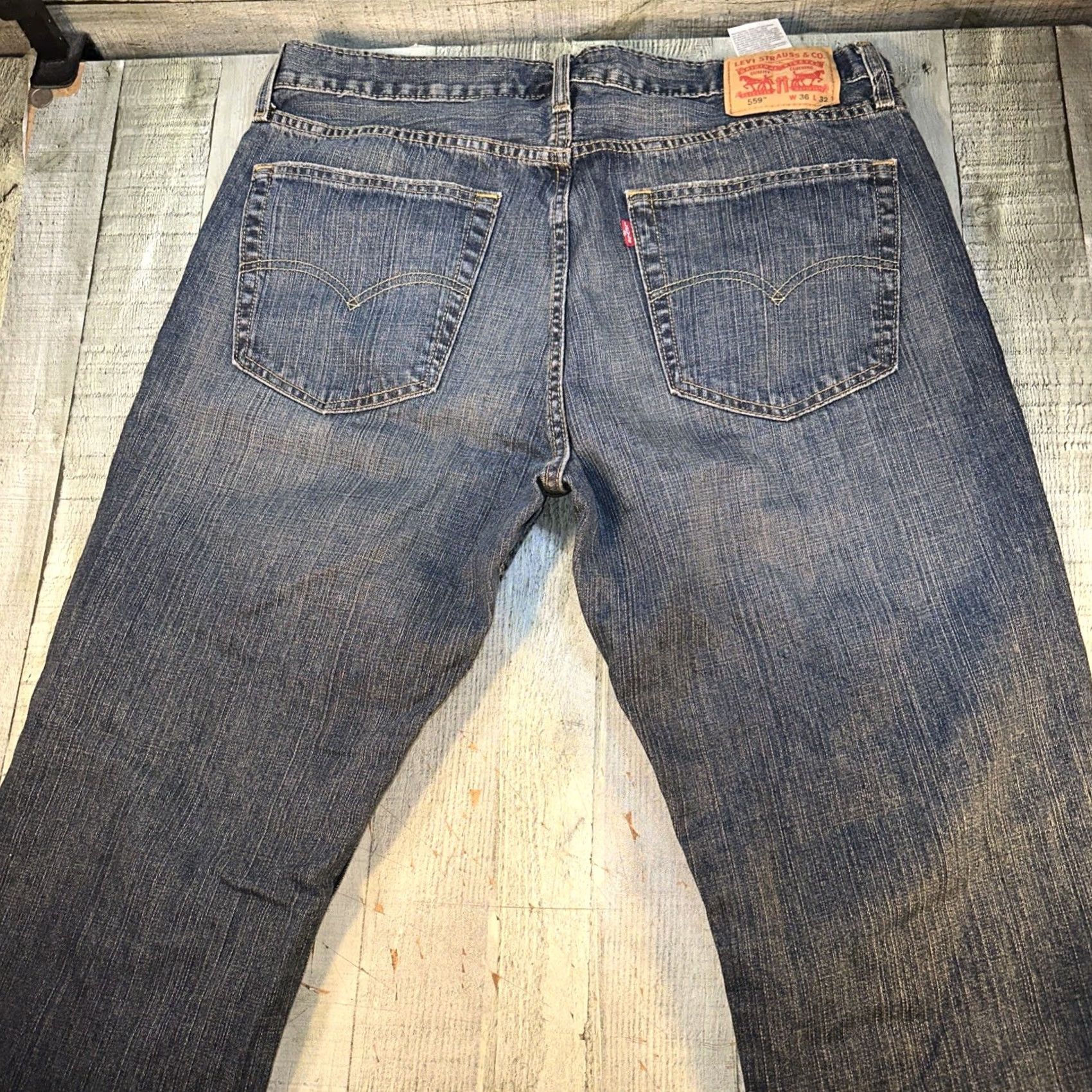 Levi's VINTAGE? No. Men’s Levi’s 559 Jeans 36x32 Blue Straight 32 Inseam Mens Size US 36 / EU 52 - 3 Thumbnail