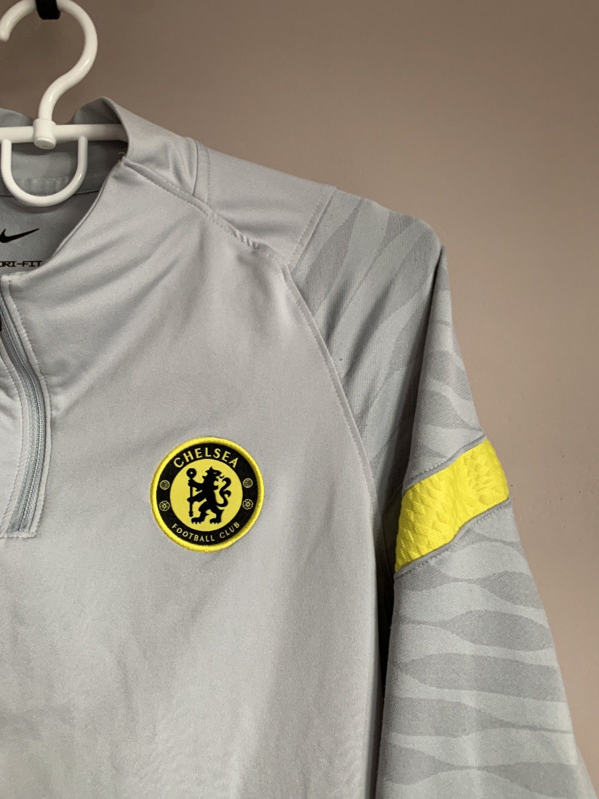 Nike Chelsea London 1/3 Long Sleeve Shirt Nike Soccer Jersey Sz M Size US M / EU 48-50 / 2 - 4 Thumbnail