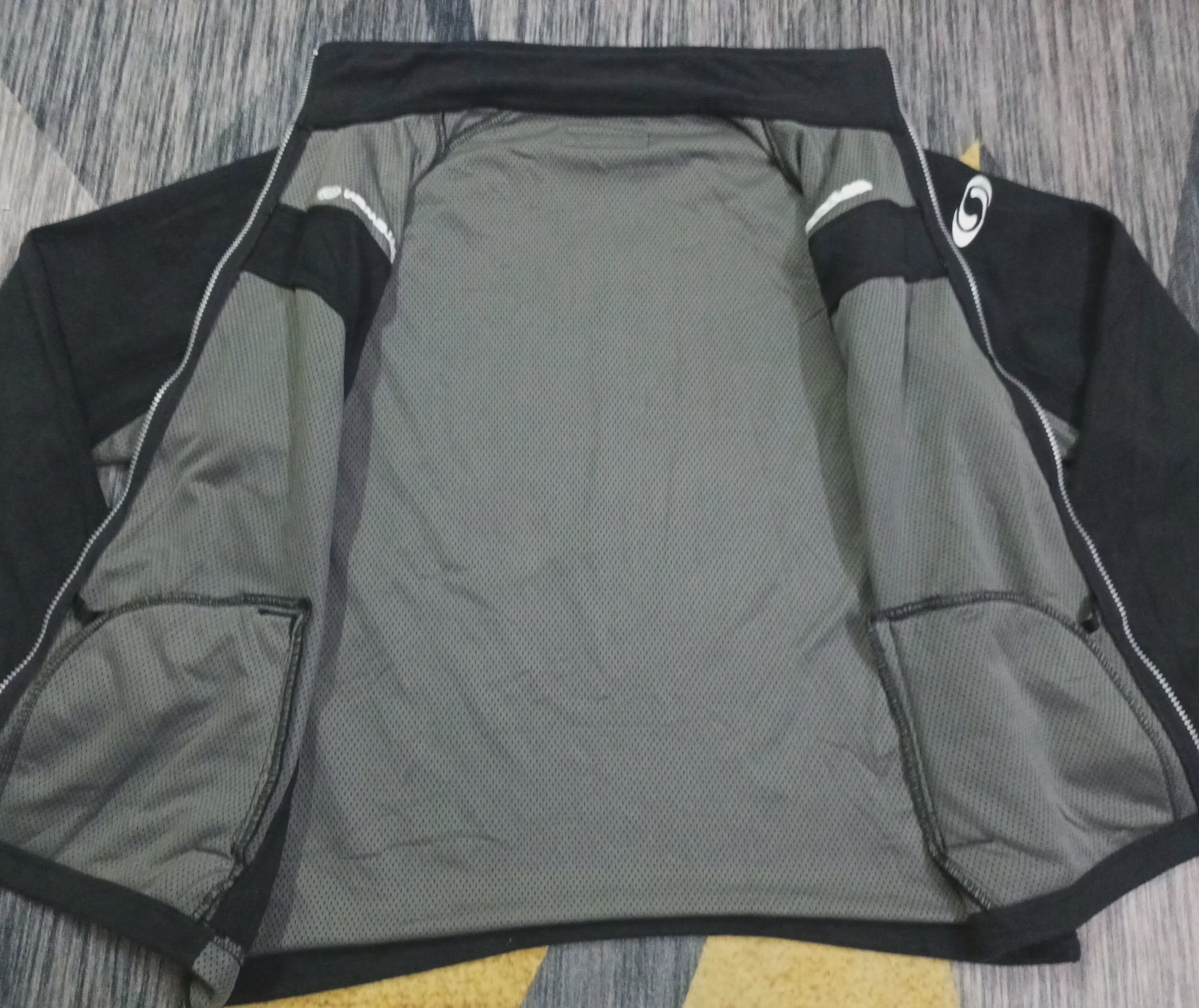 Salomon 🔥 SALOMON X BRIDGESTONE ZIPPER JACKET 🔥 Size US L / EU 52-54 / 3 - 5 Thumbnail