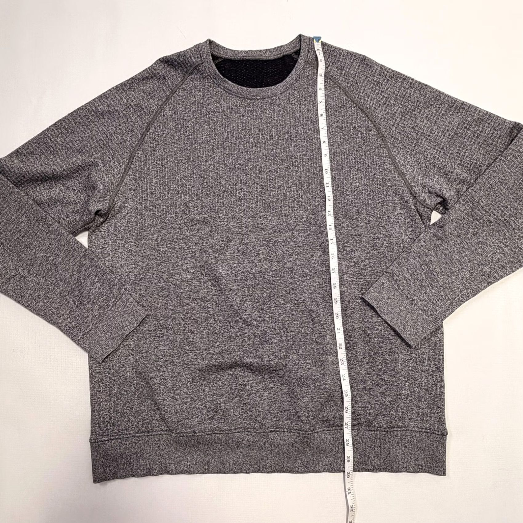 Lululemon VINTAGE Lululemon Sweatshirt Mens XL Gray Waffle Knit Crewneck Pullover Size US XL / EU 56 / 4 - 5 Thumbnail