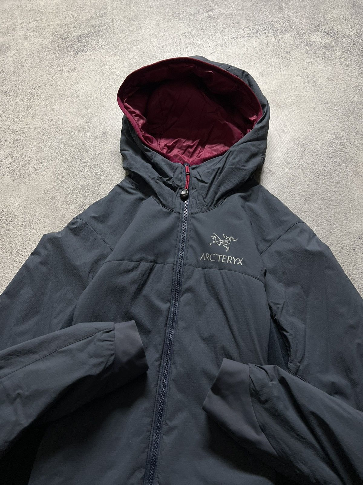 Arc'teryx Vintage Y2k Arc’teryx 🩶 Nylon Reflective Logo Jacket 00’s Size XS / US 0-2 / IT 36-38 - 9 Thumbnail