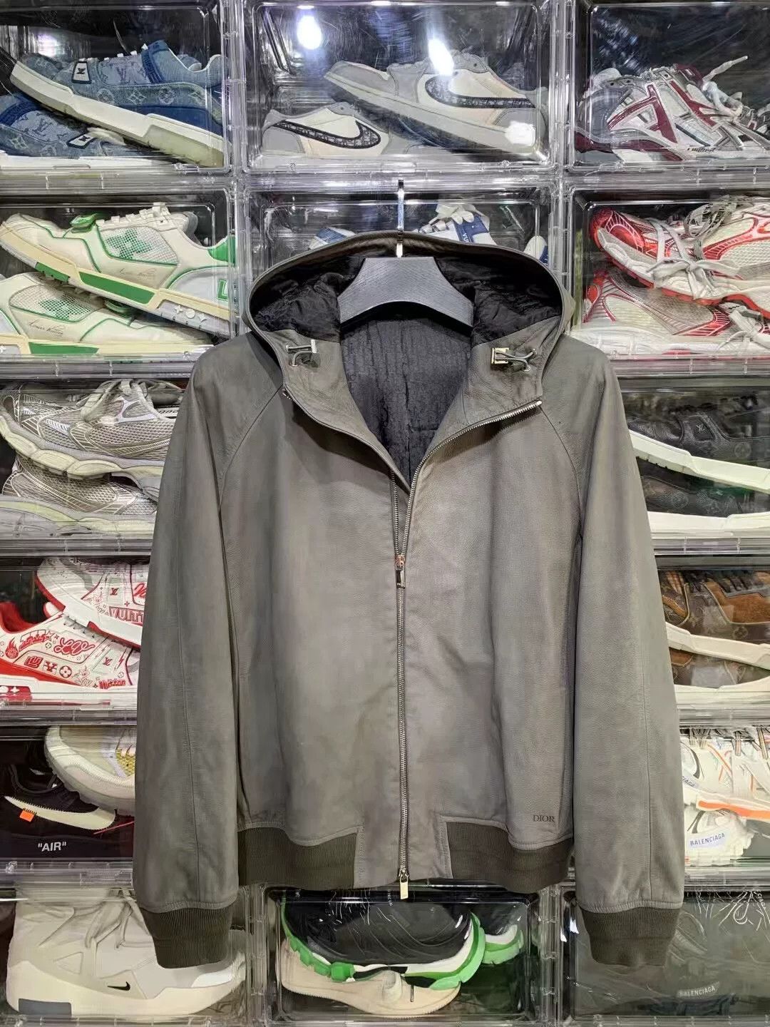 Dior gray suede Dior jacket with hood Size US L / EU 52-54 / 3 - 1 Thumbnail