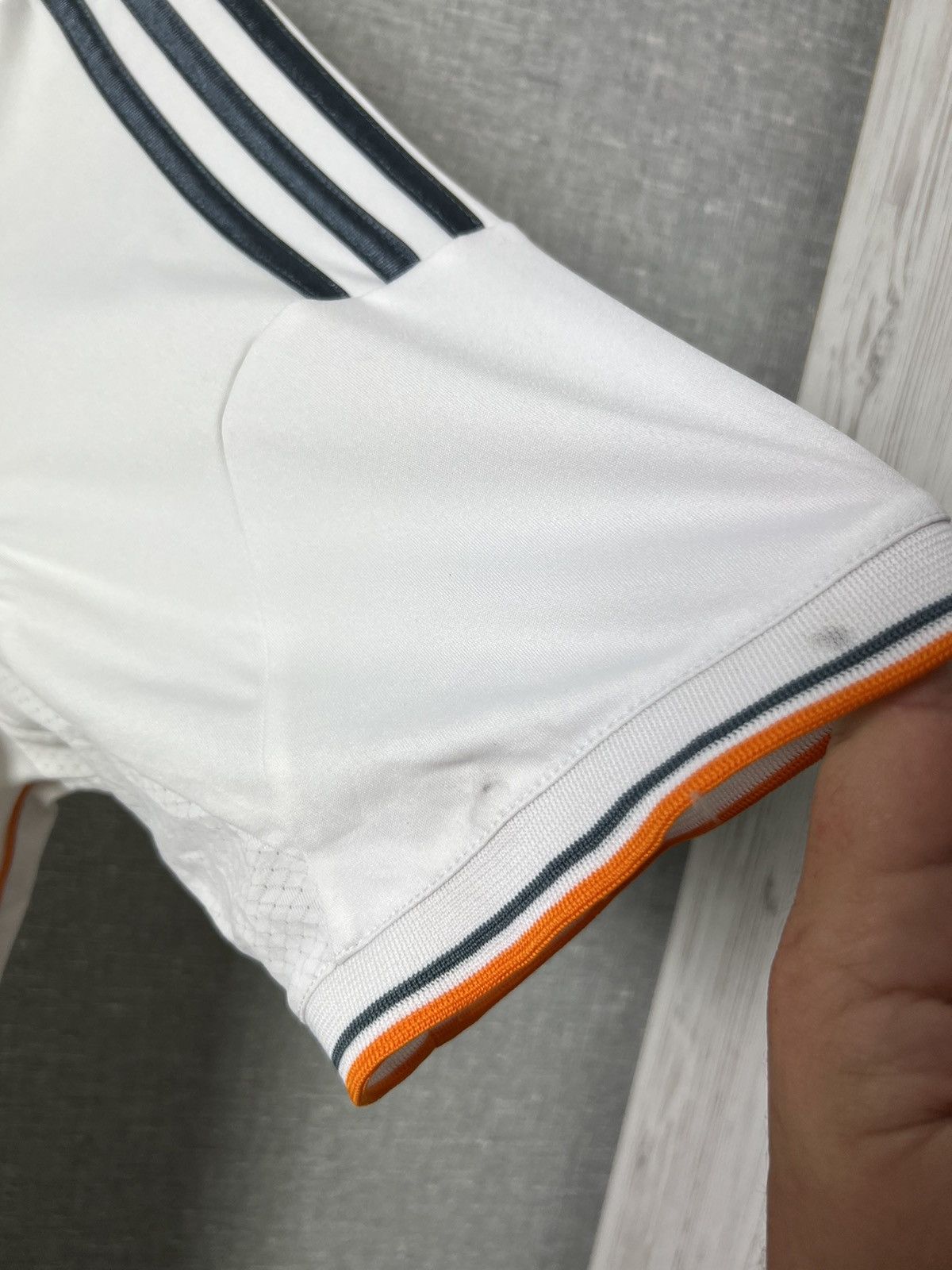 Adidas #9 BENZEMA Real Madrid 2013/14 Adidas Home Jersey Size US XL / EU 56 / 4 - 15 Thumbnail