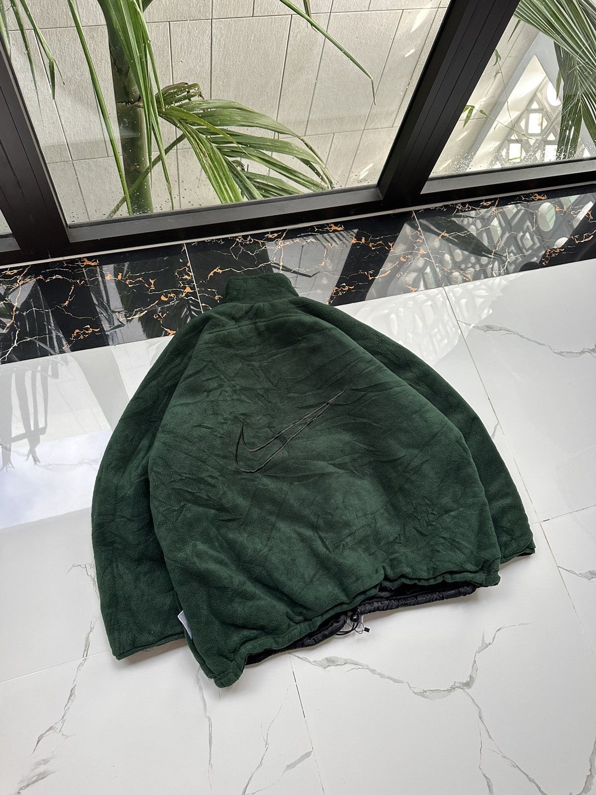 RARE! NIKE VINTAGE REVERSIBLE BIG SWOOSH TEDDY SHERPA JACKET