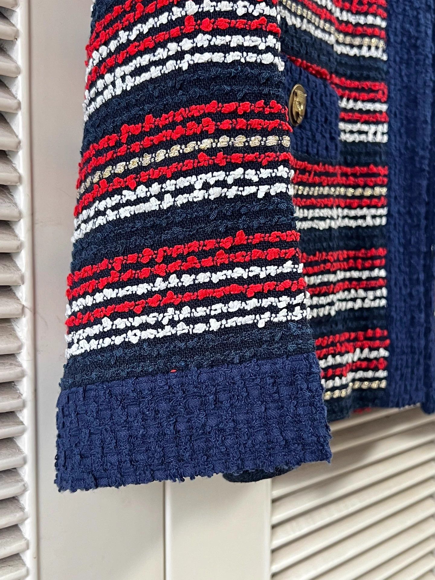 Gucci Gucci Women's Red Blue Stripe Short Jacket Star Tiger Clasp Size XS / US 0-2 / IT 36-38 - 7 Thumbnail