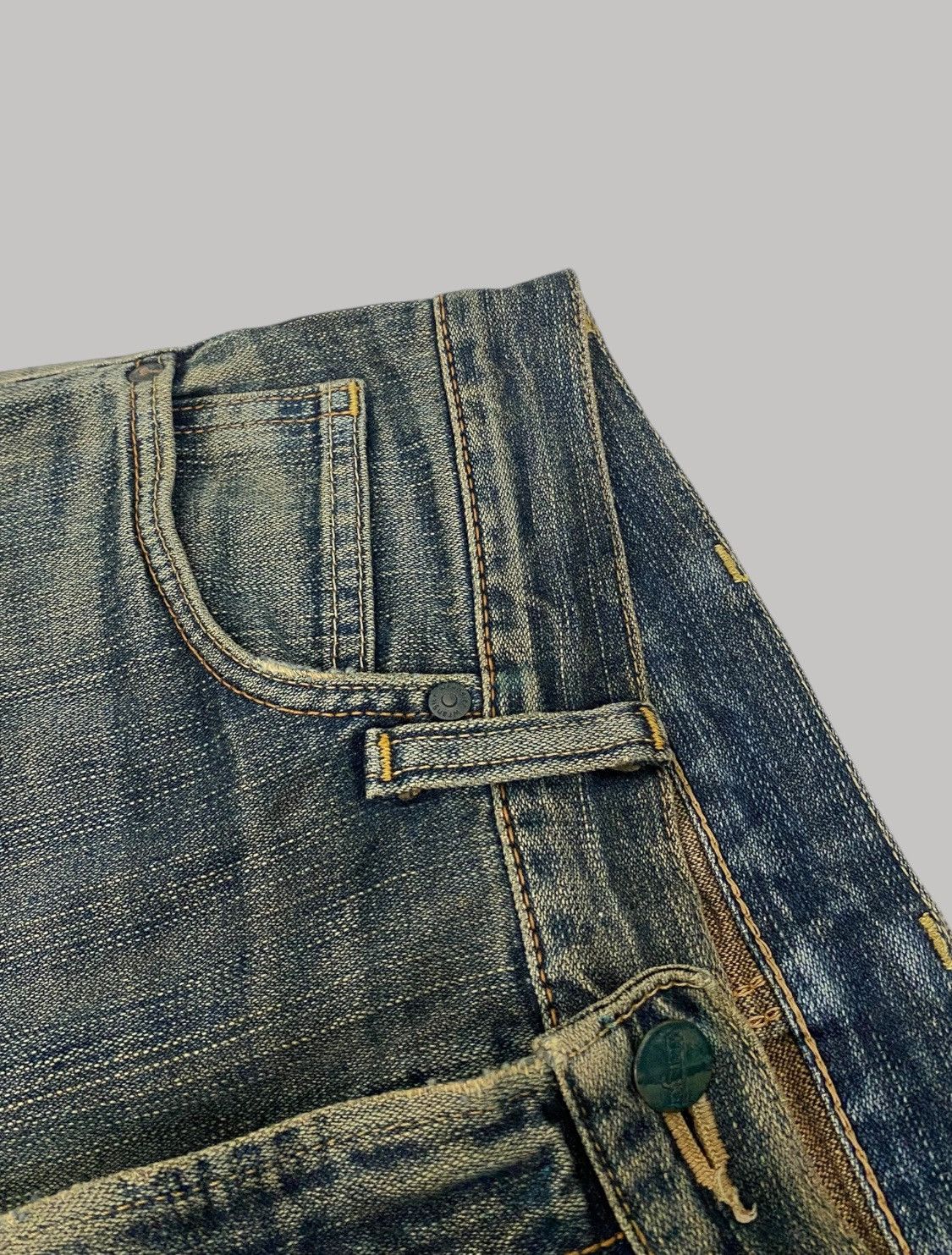 Japanese Brand × Wrangler Wrangler Denim Mud Washed Whisker Distressed Loose Fit Size US 30 / EU 46 - 11 Thumbnail