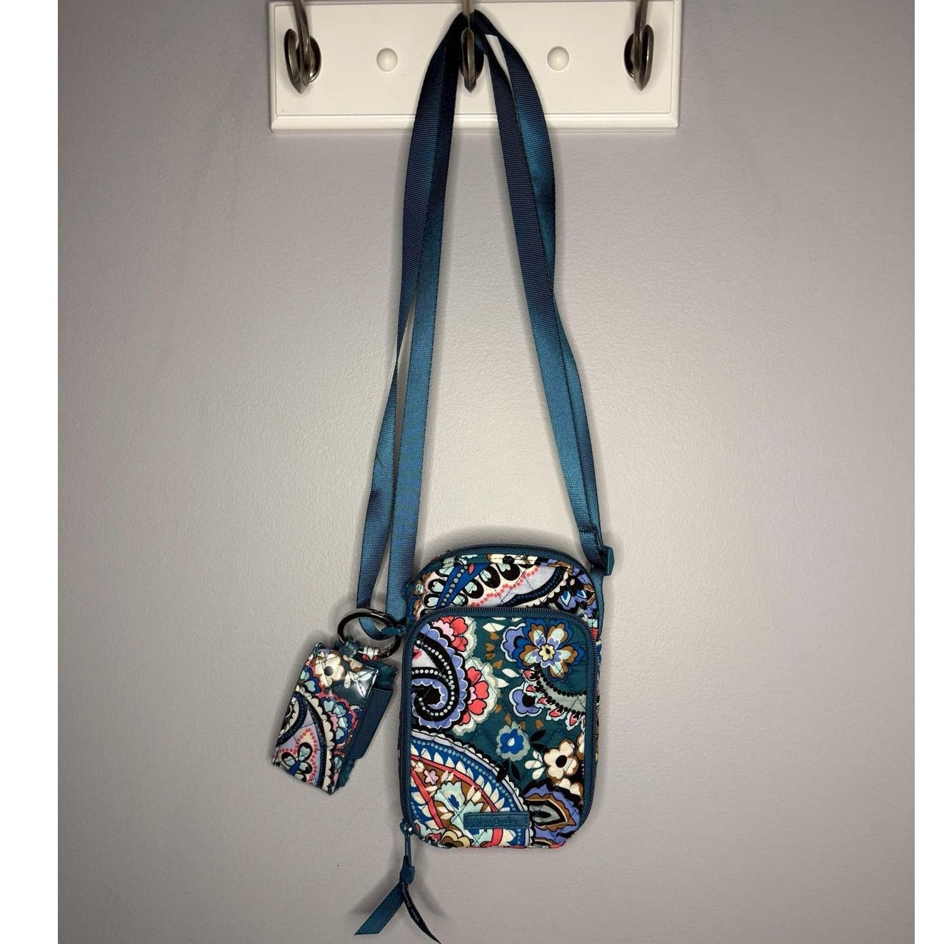 Vera Bradley Vera Bradley Quilted Mini Phone Holder Crossbody Bag Size ONE SIZE - 1 Thumbnail