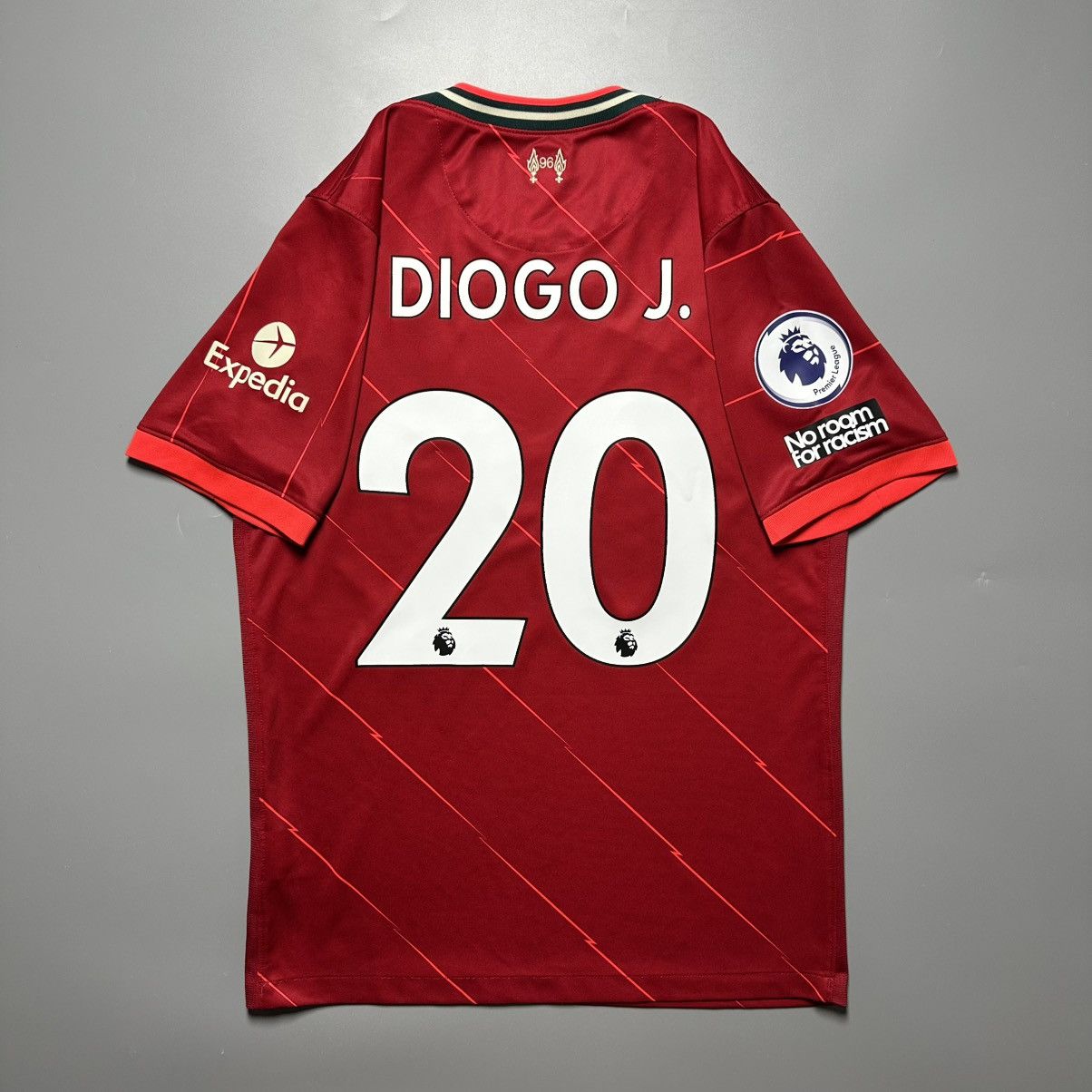 Vintage LIVERPOOL NIKE 2021/2022 FOOTBALL HOME JERSEY #20 DIOGO JOTA Size US M / EU 48-50 / 2 - 1 Thumbnail