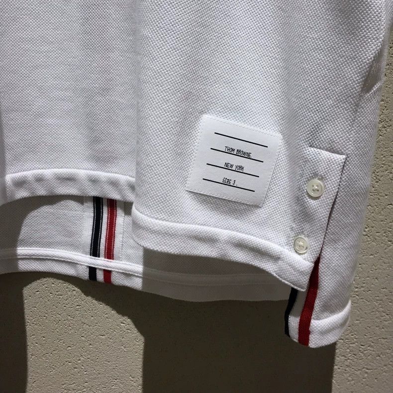 Thom Browne Thom Browne Round neck short sleeve T-shirt Size US M / EU 48-50 / 2 - 5 Thumbnail