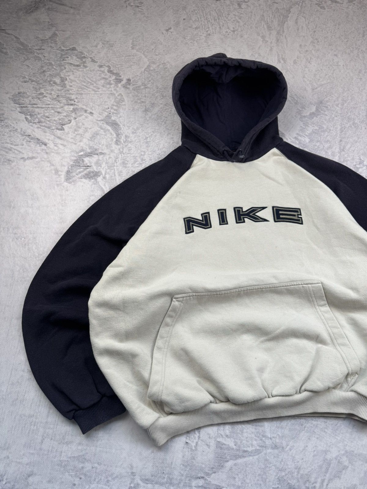 Nike × Vintage NIKE VINTAGE CENTER LOGO OVERSIZE BOXY HOODIE Size US XL / EU 56 / 4 - 2 Thumbnail