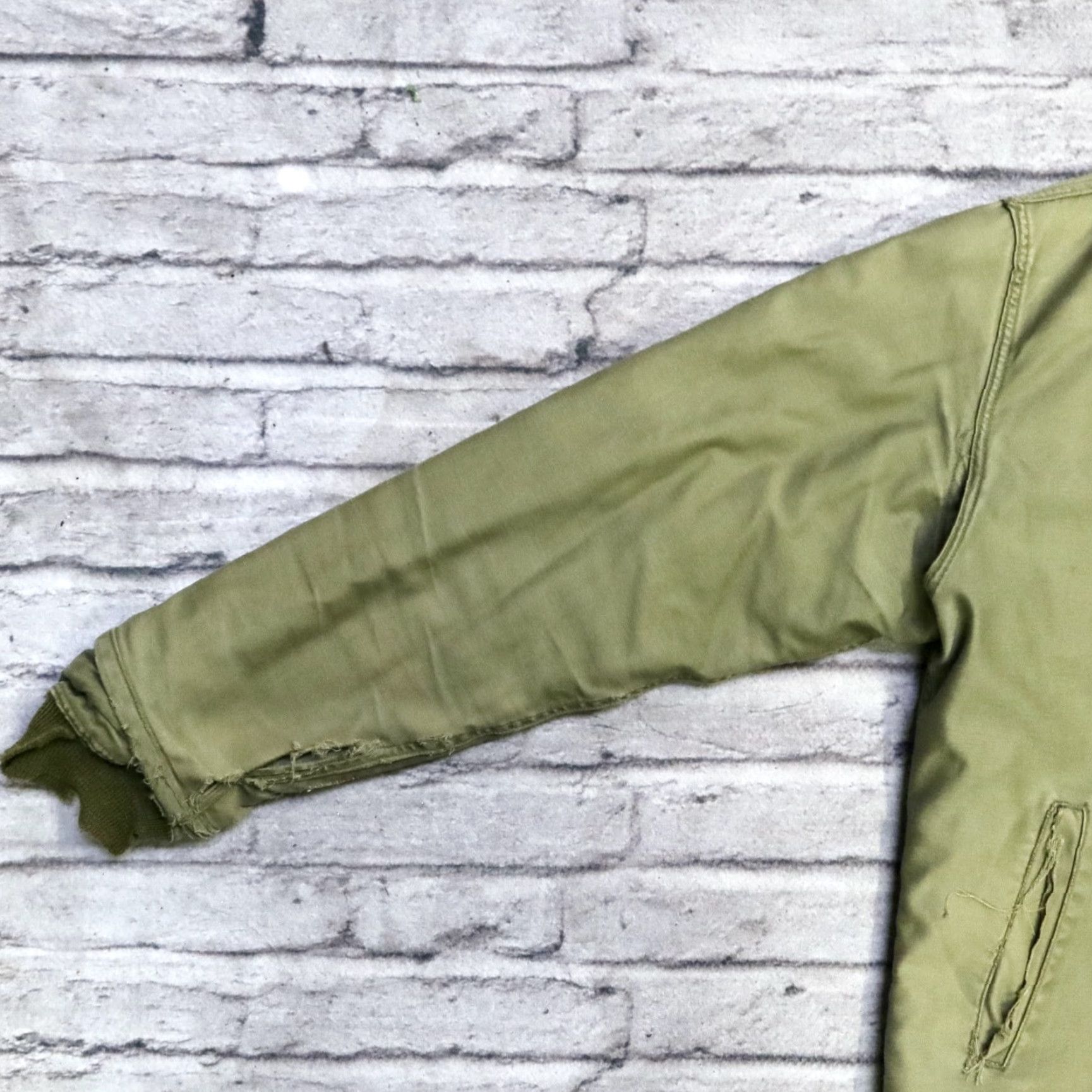 Vintage VINTAGE US Navy USN A-2 Seabees NMCB 3 Deck Jacket Mens Jacket Medium Green Plaid 1940s 50s Size M Size US M / EU 48-50 / 2 - 5 Thumbnail