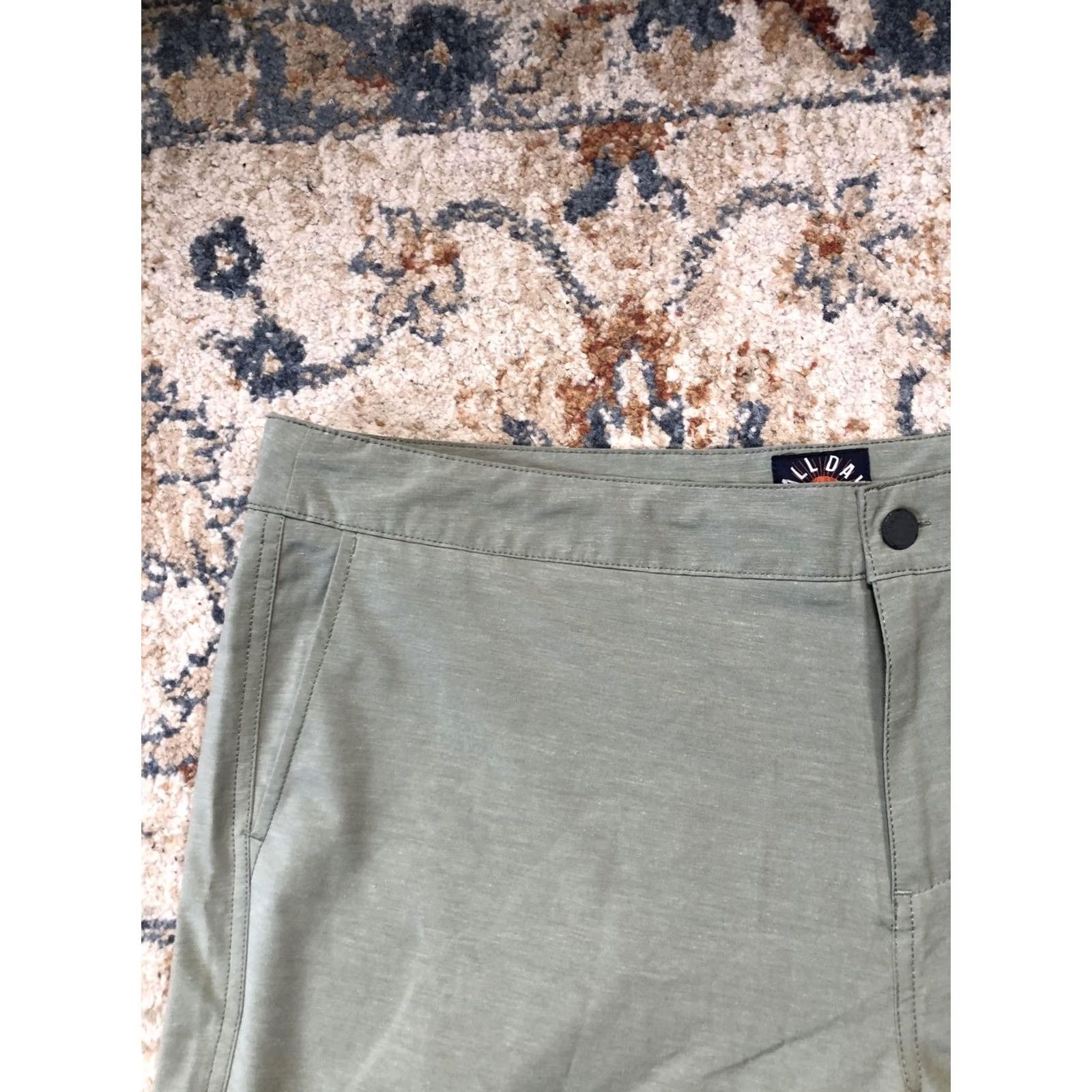 Faherty Faherty Mens All Day Performance Chino Shorts 40 Green Casual Summer Regular Fit with Pockets Lightweight Stretch Slim Back Welt Front Zip Snap Flex Size US 40 / EU 56 - 2 Thumbnail