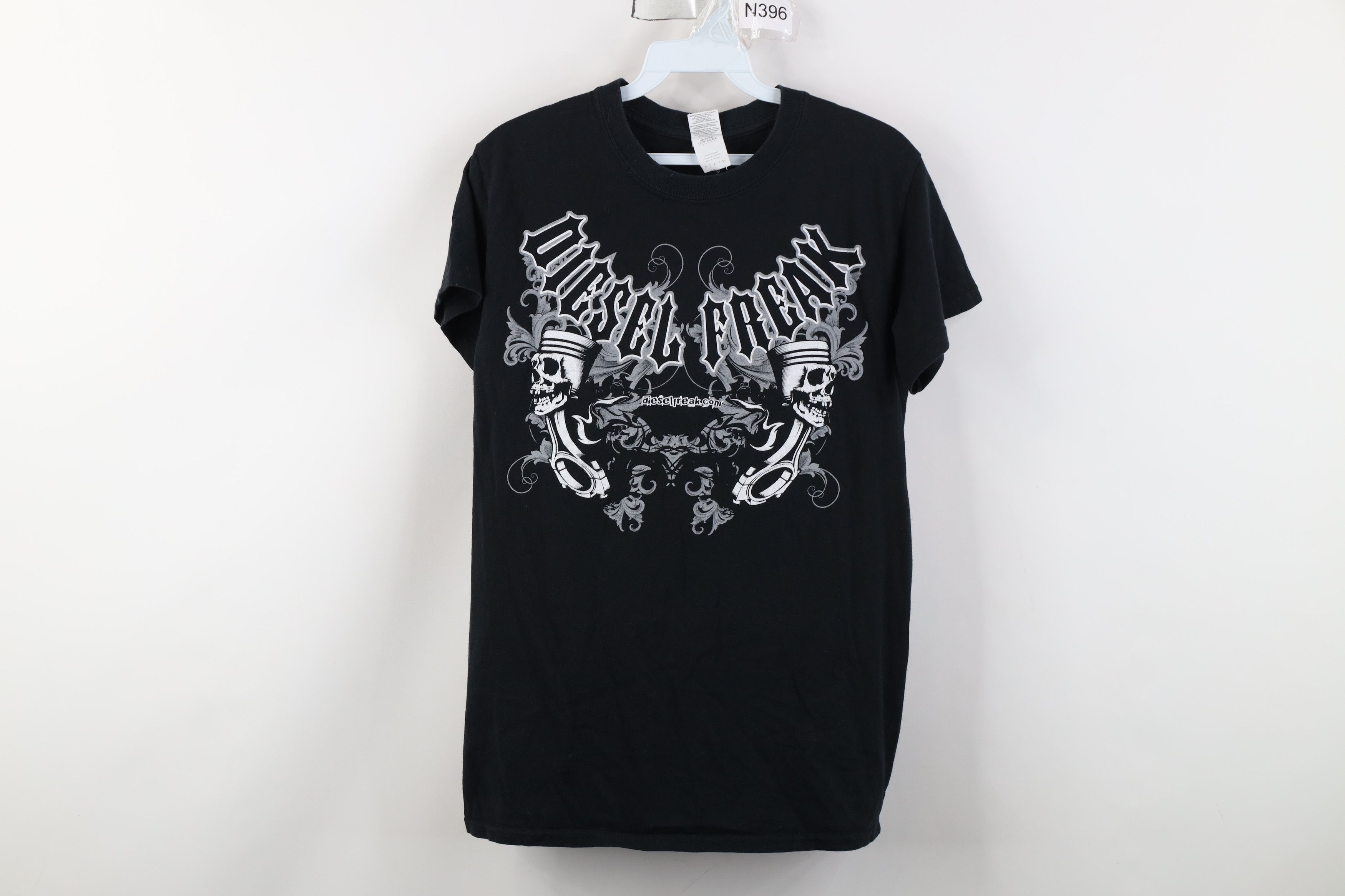 Vintage Vintage Y2K Streetwear Diesel Racing Tribal Skull T-Shirt Size US S / EU 44-46 / 1 - 1 Thumbnail