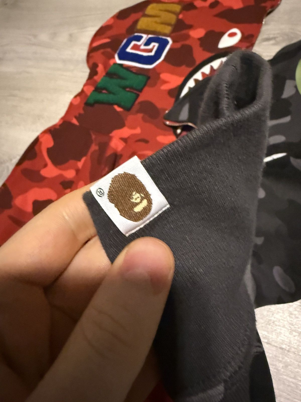 Bape bape camo split hoodie red black Size US XL / EU 56 / 4 - 10 Thumbnail