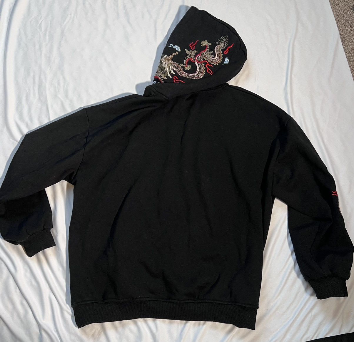 Other Velvet interior embroidered hoodie Size US XL / EU 56 / 4 - 5 Thumbnail