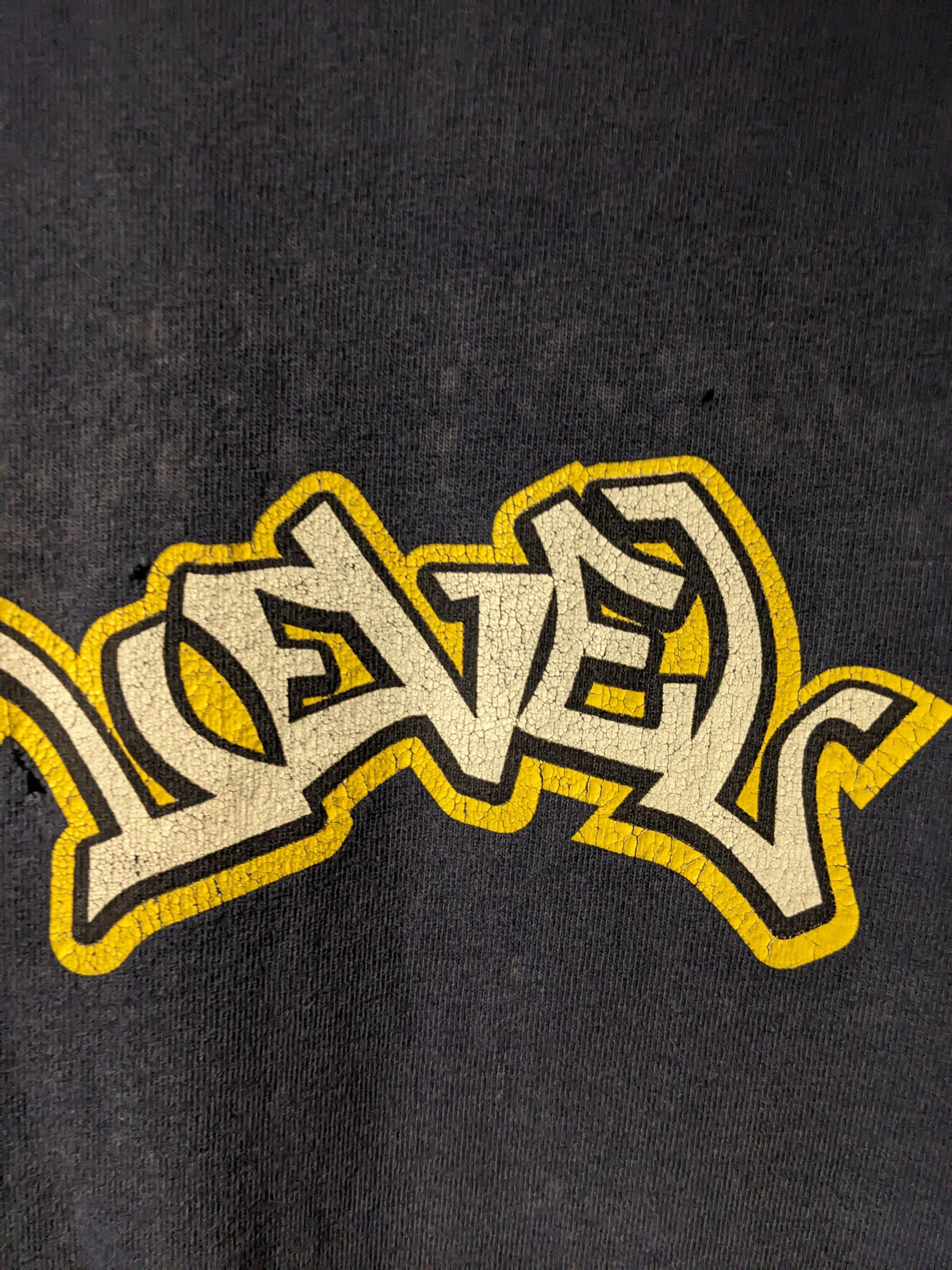 Vintage × Zumiez Vintage Y2K Levels Skateboard Logo Spell Out RARE T-Shirt Size US L / EU 52-54 / 3 - 2 Thumbnail