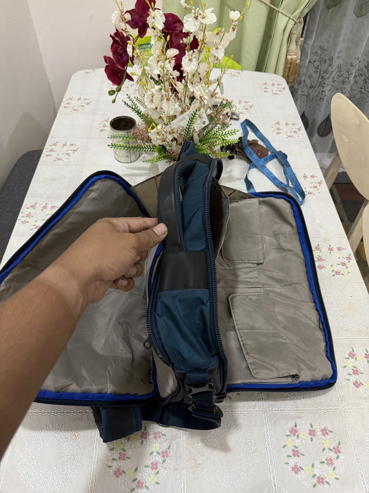 Hypebeast 🔥🔥🔥ARCHIVE ZERO NEW YORK MESSENGER BAGPACK Size ONE SIZE - 14 Thumbnail