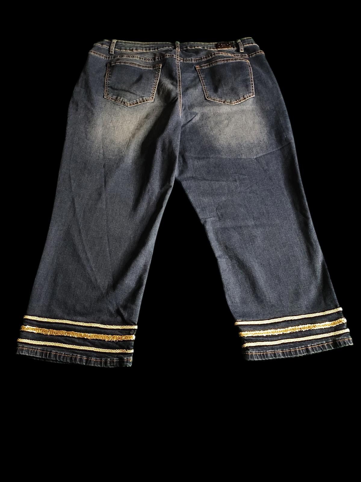 Earl Jeans Women's Capri Jeans with Decorative Trim Size 24" / US 00 / IT 34 - 5 Thumbnail