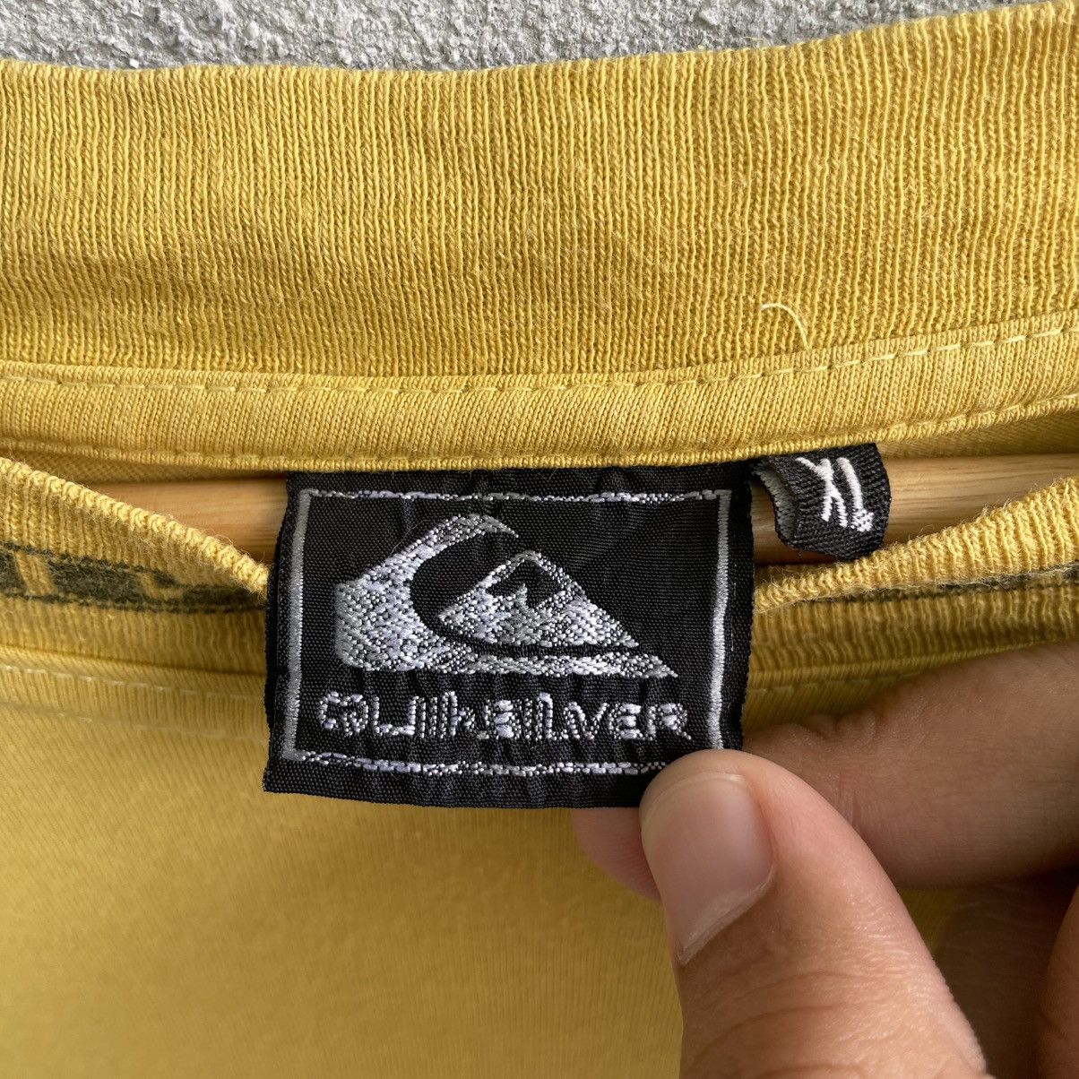 Quiksilver × Vintage Vintage Thrashed Quiksilver Surfwear Tee Shirt Size US XL / EU 56 / 4 - 2 Thumbnail