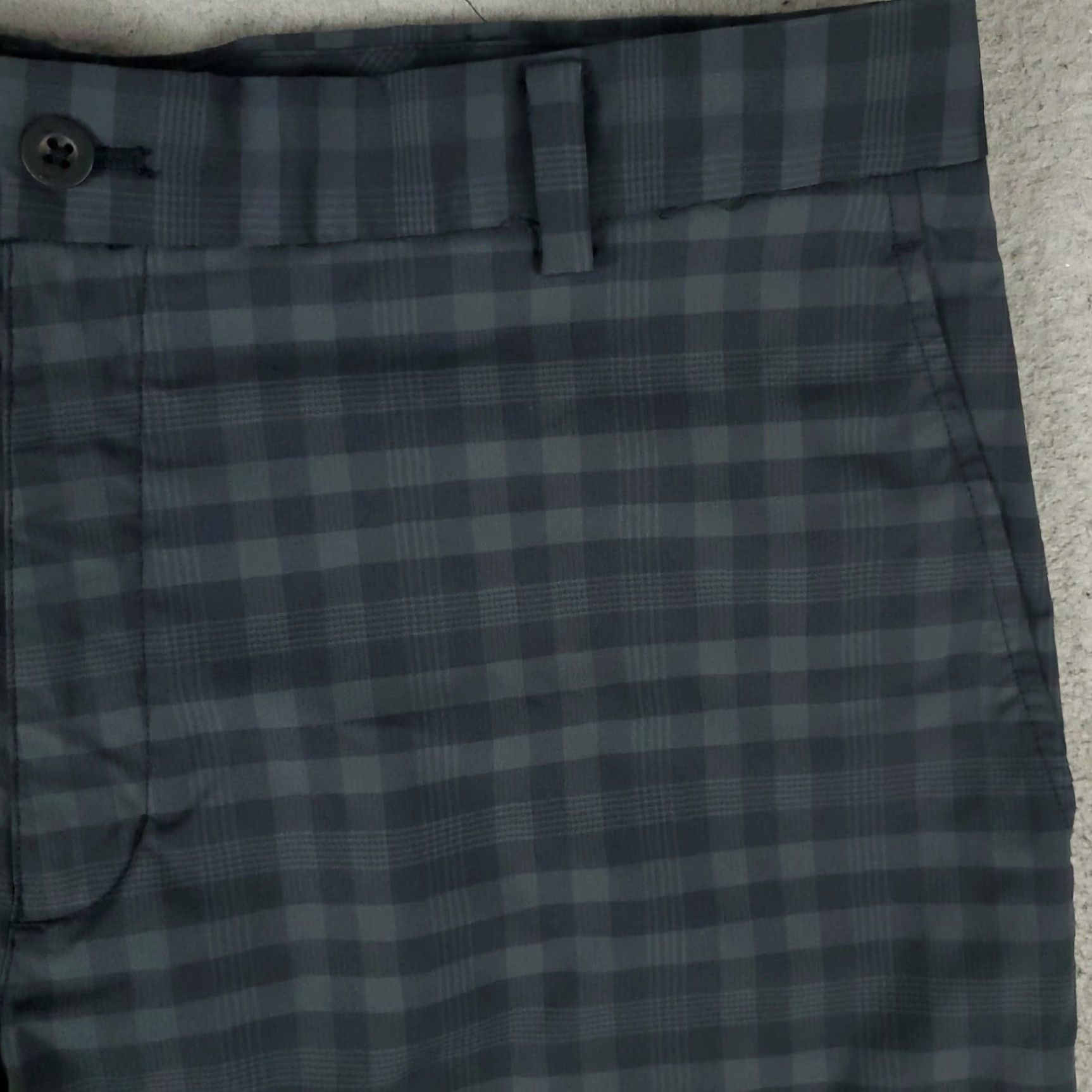 Nike Nike Shorts Mens 36 Gray/Blue Plaid Swoosh Golf Dri Fit Casual Flat Front Chino Size US 36 / EU 52 - 3 Thumbnail
