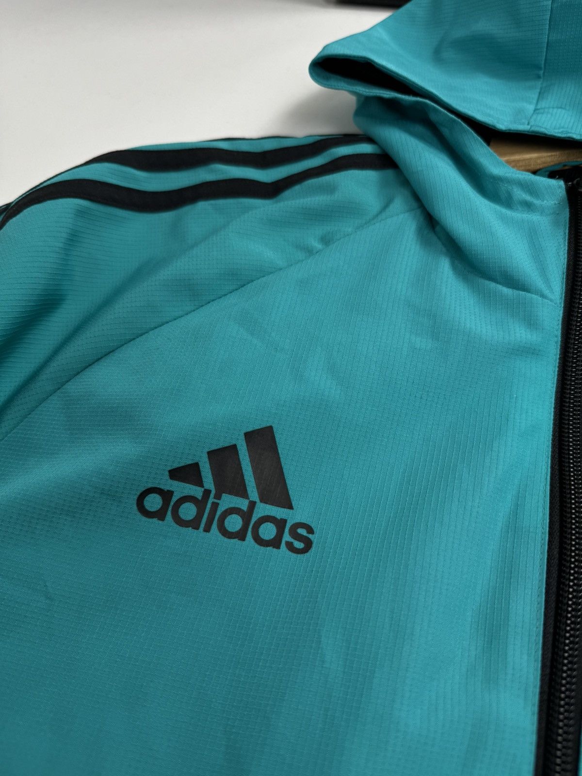 Adidas Adidas Real Madrid Presentation 2018 Blokecore Nylon Jacket Size US L / EU 52-54 / 3 - 8 Thumbnail