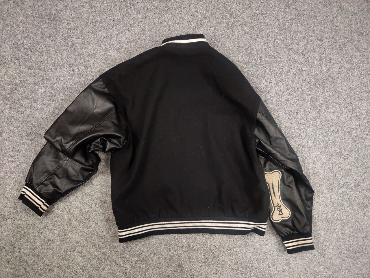 Vintage Vintage Bones Japan Skeleton Letterman Varsity Bomber Jacket Size US M / EU 48-50 / 2 - 15 Thumbnail