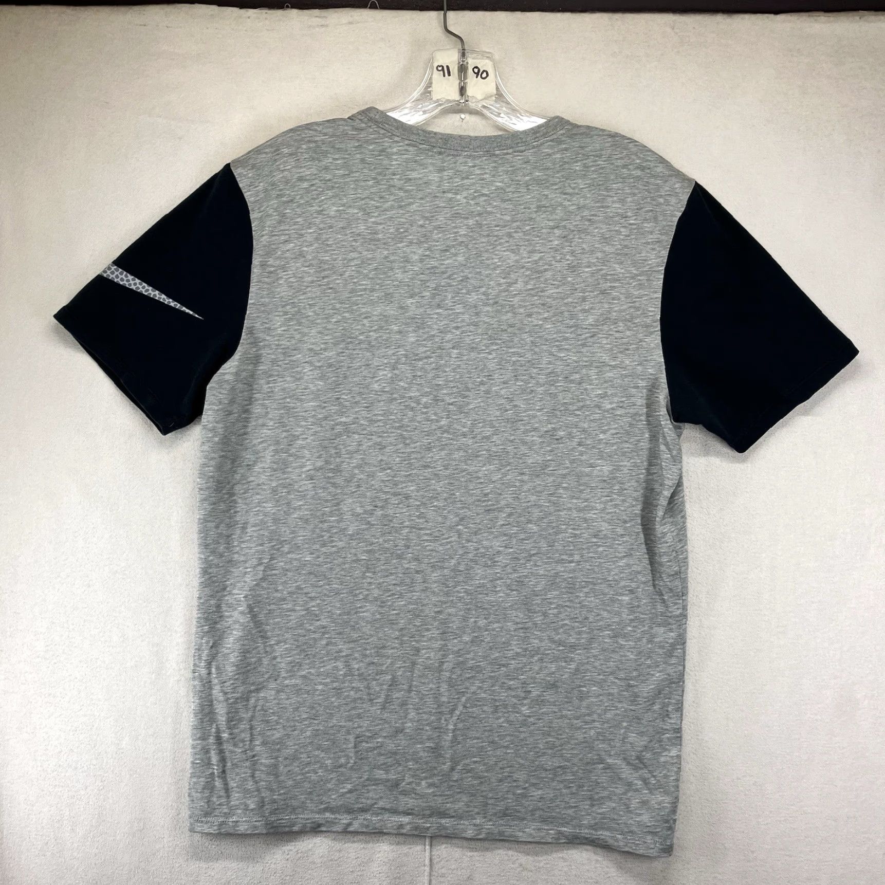Nike Nike Dri Fit T Shirt Mens M Gray Slim Athletic Lightweight Short Sleeve Crew Neck Swoosh Camo Size US M / EU 48-50 / 2 - 2 Thumbnail