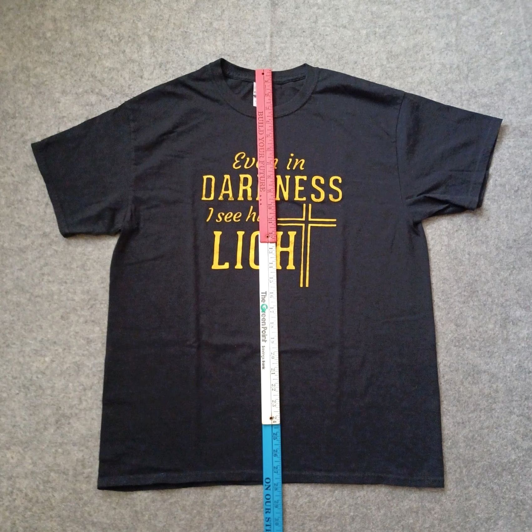Gildan Jesus T Shirt Mens Large Black Cross Logo Graphic Even In Darkness I See Light Size US L / EU 52-54 / 3 - 7 Thumbnail