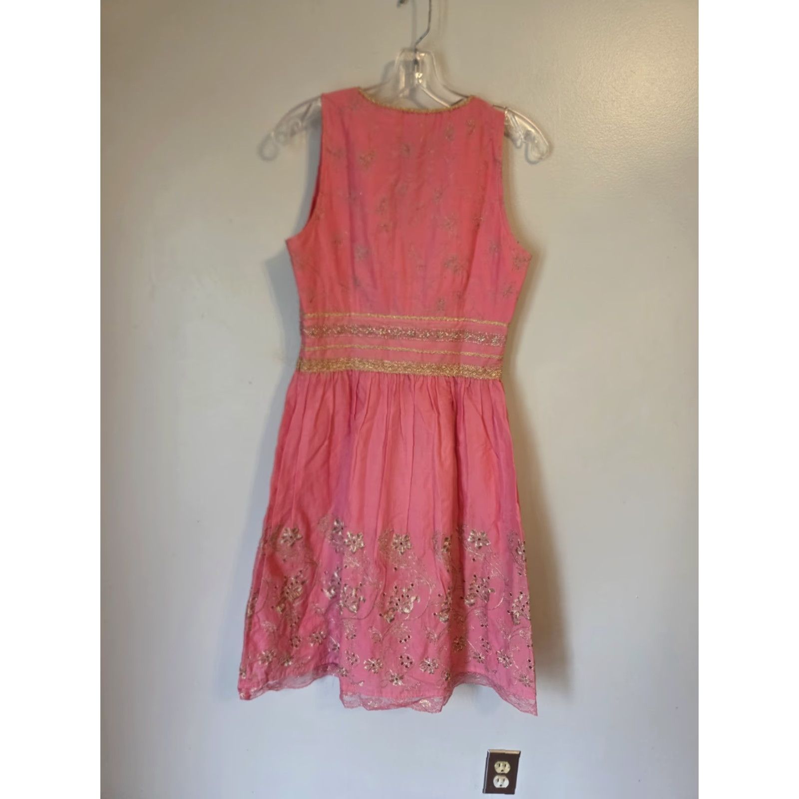 Express Express Dress Pink A-Line Women's 4 V-Neck Sleeveless Embroidered Knee Length Floral Size S / US 4 / IT 40 - 7 Thumbnail