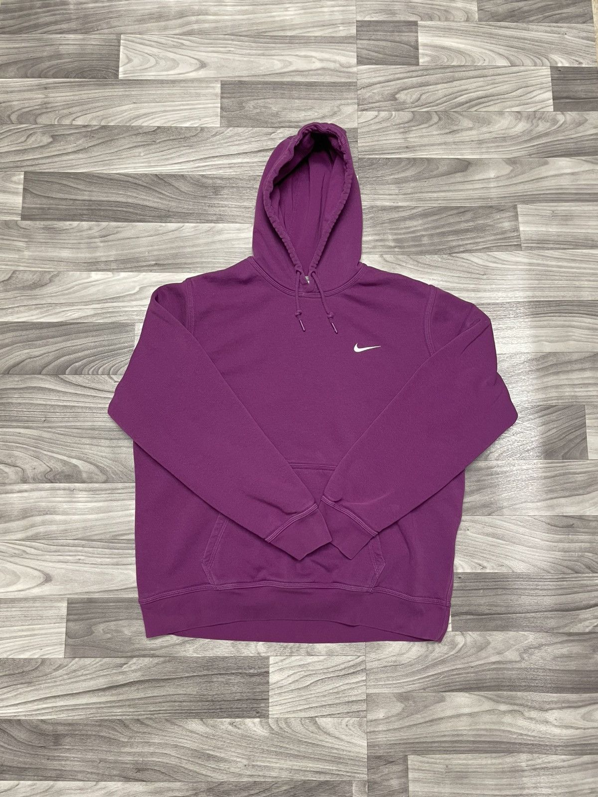 Nike Nike Mens XL Hoodie – Burgundy, Great Condition, Streetwear Size US XL / EU 56 / 4 - 1 Thumbnail