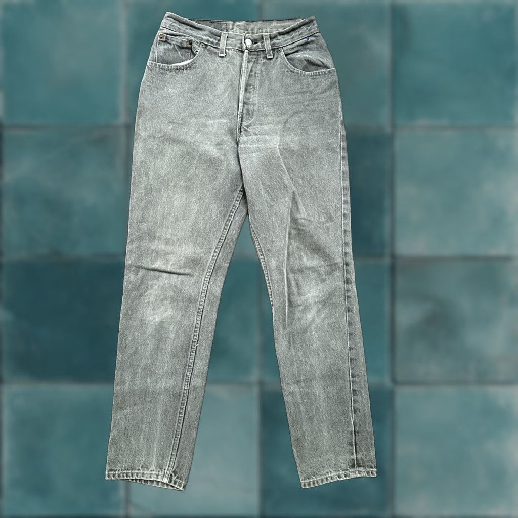 Levi's VTG Levi's 501 Jeans 27x30 Button Fly Grey Wash Straight Mens 90s Vintage USA Tag XX Act Faded Size US 27 - 1 Thumbnail