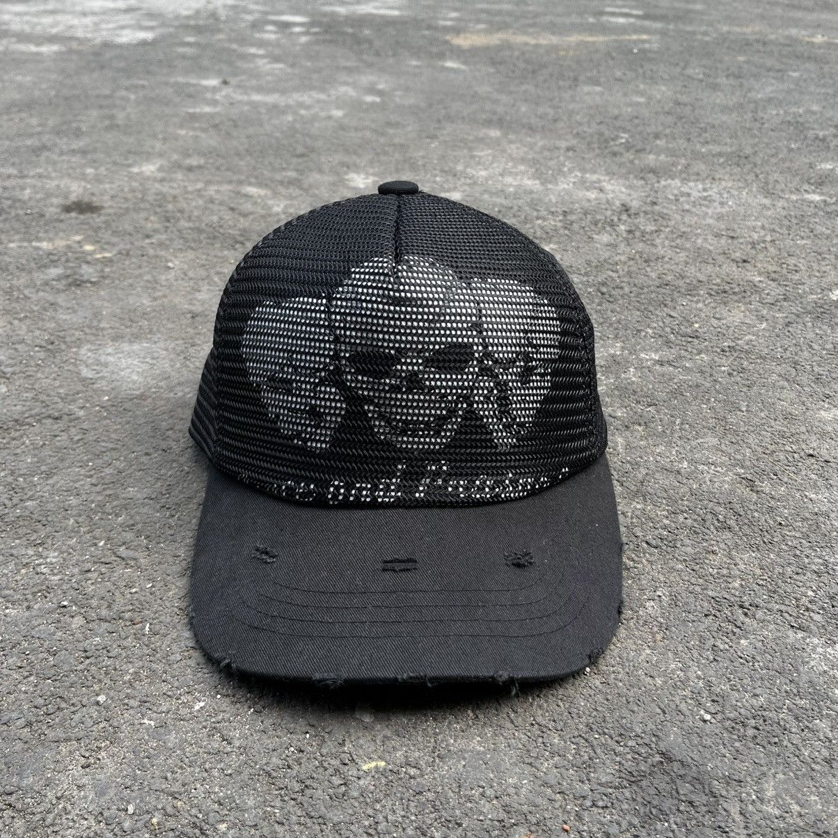 Japanese Brand Y2K Skull Trucker Hat Size ONE SIZE - 1 Thumbnail