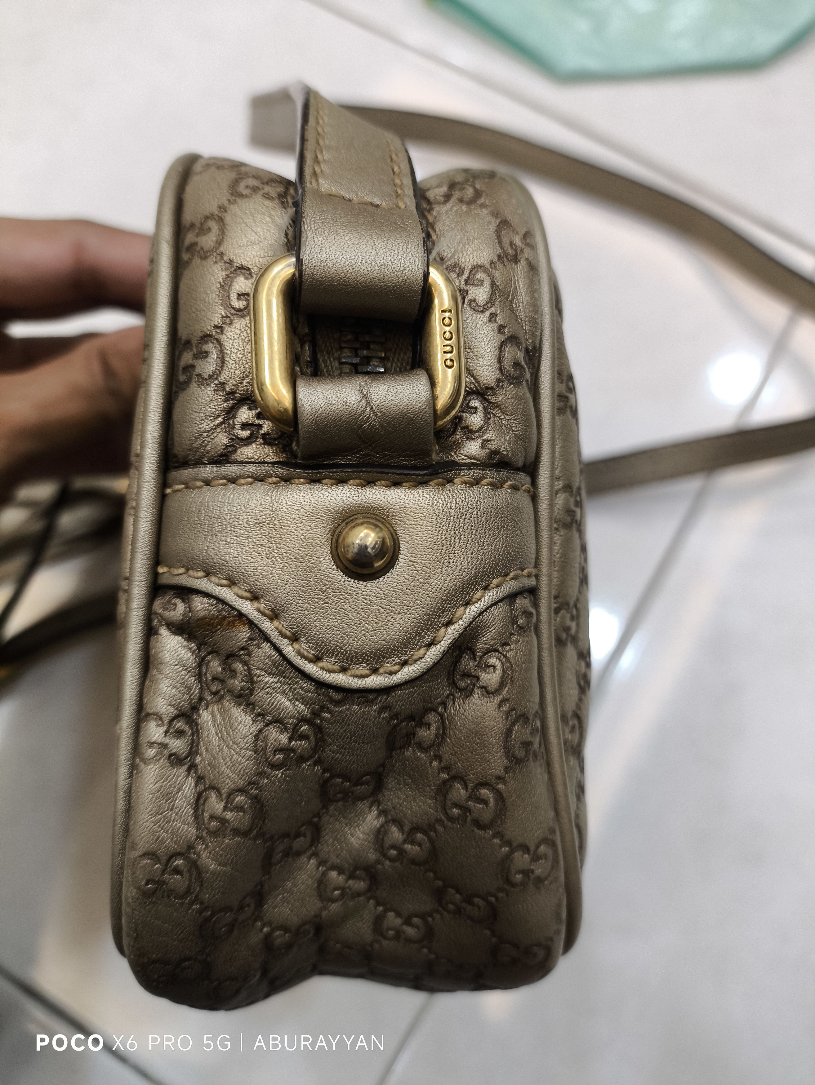 Gucci Gucci Metallic Gold Microguccissima Disco Crossbody Bag Size ONE SIZE - 3 Thumbnail