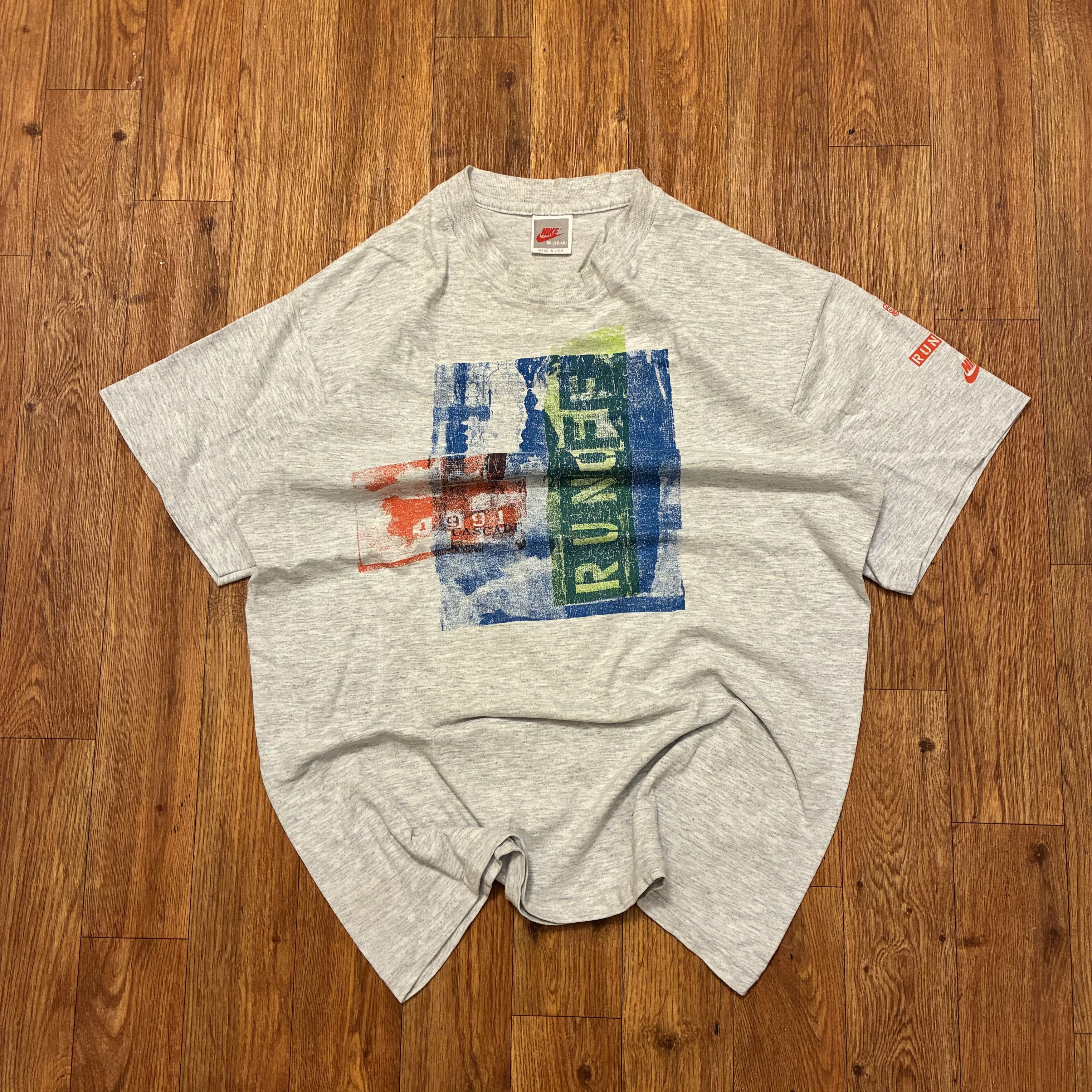Nike Vintage Nike Gray Tag Run Off 1991 Art Print Tee Made in USA Size US M / EU 48-50 / 2 - 1 Thumbnail
