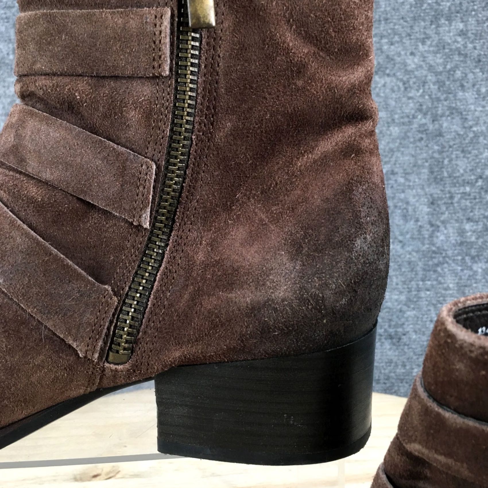Clarks Clarks Boots Womens 8 Ankle Biker Buckles Distressed Leather Brown Size US 8 / IT 38 - 4 Thumbnail