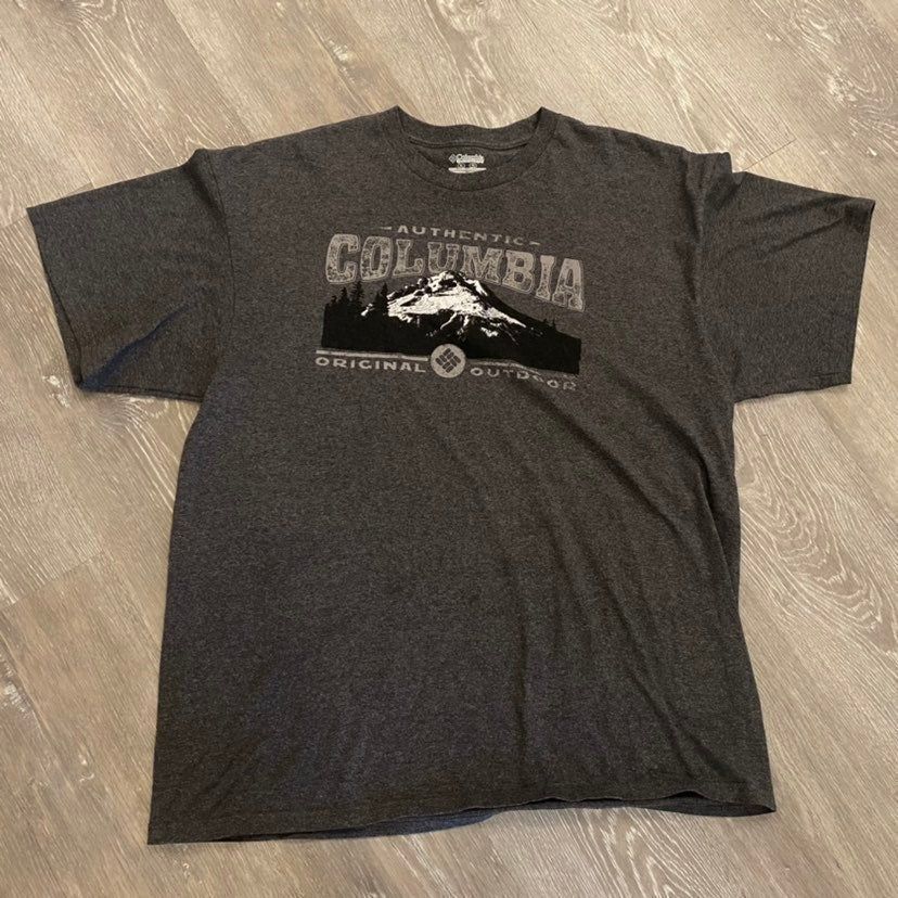 Columbia Columbia Grey Mountain Athletic Shirt Men XL Graphic Tee Bin Size US XL / EU 56 / 4 - 1 Thumbnail