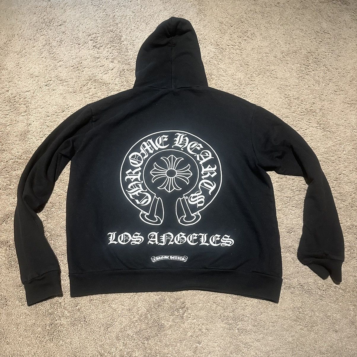 Chrome hearts hoodie small deals