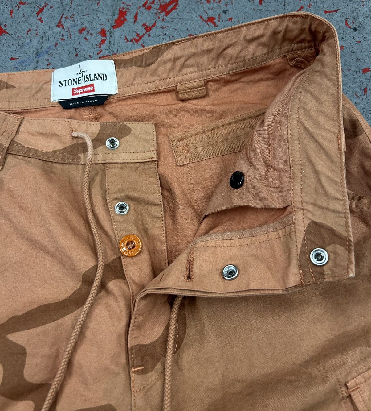 Stone Island × Supreme Supreme x Stone Island Cargo Pants Coral Camo Size 30 Size US 30 / EU 46 - 4 Thumbnail