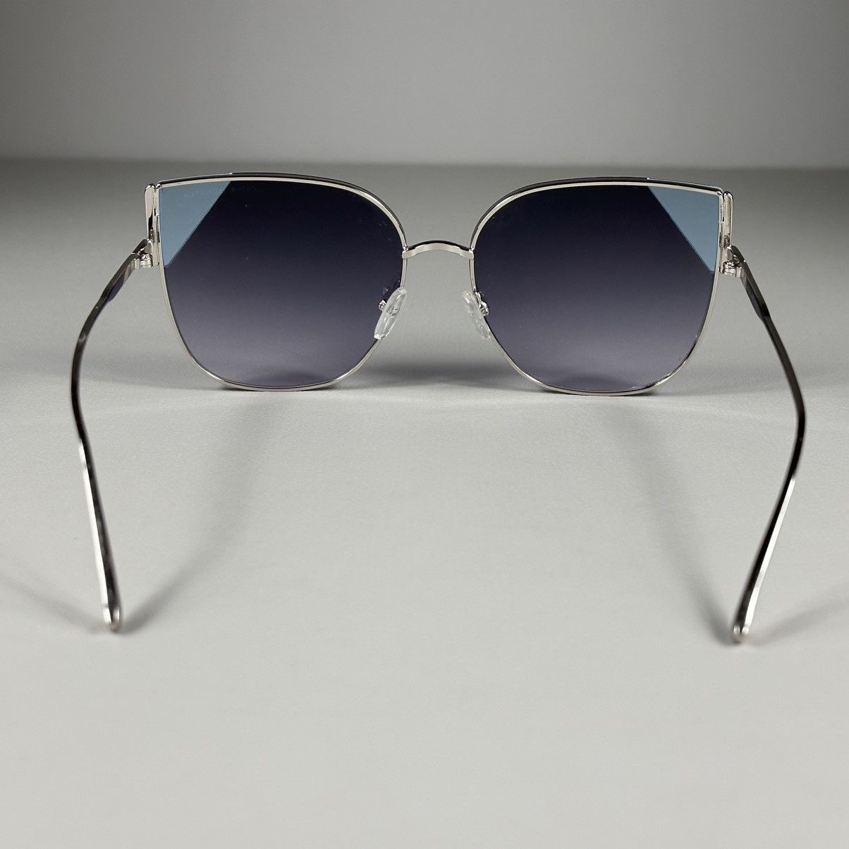 Gentle Monster Gentle Monster Lala G2 Cat Eye Sunglasses Size ONE SIZE - 4 Thumbnail