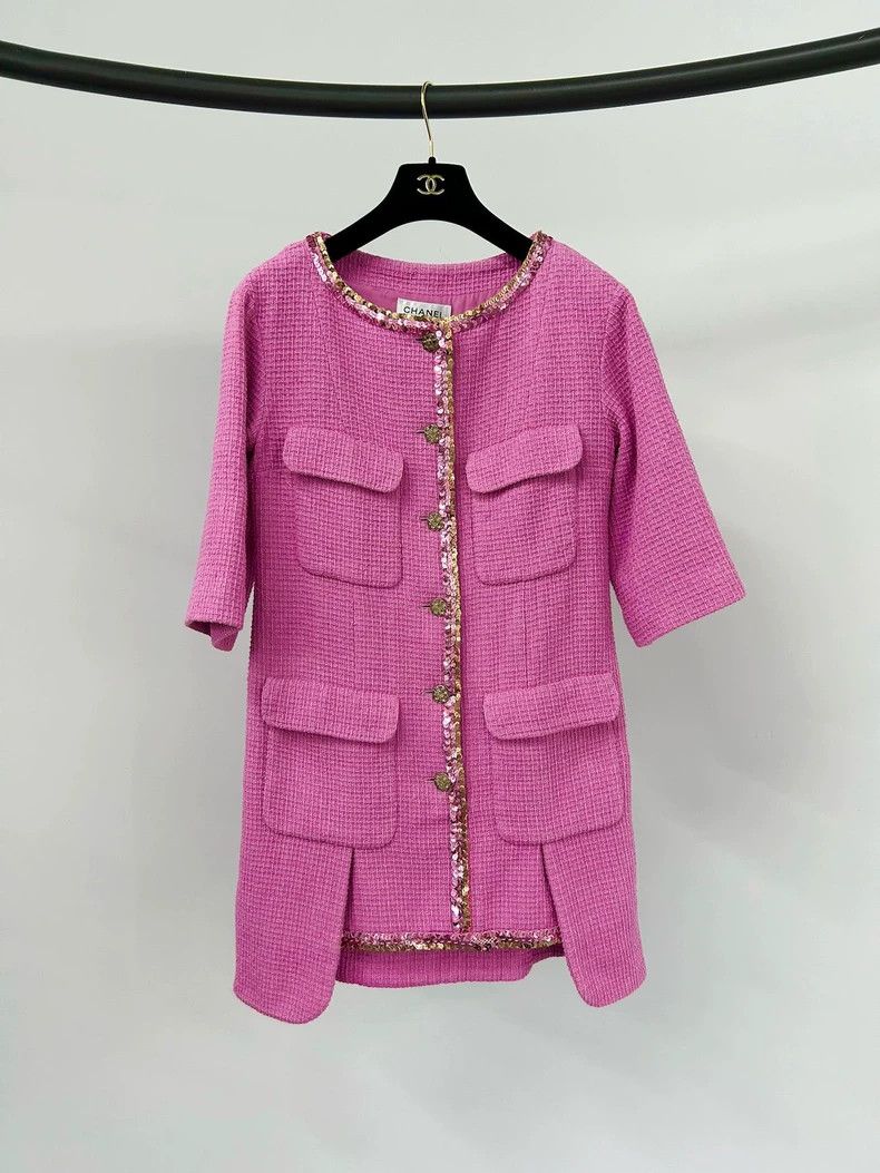Chanel Chanel 22S rose pink sequin rolled tweed knitted dress Size XS / US 0-2 / IT 36-38 - 1 Thumbnail