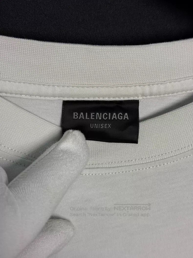 Balenciaga Balenciaga Sneaker Print T-Shirt Size US S / EU 44-46 / 1 - 3 Thumbnail
