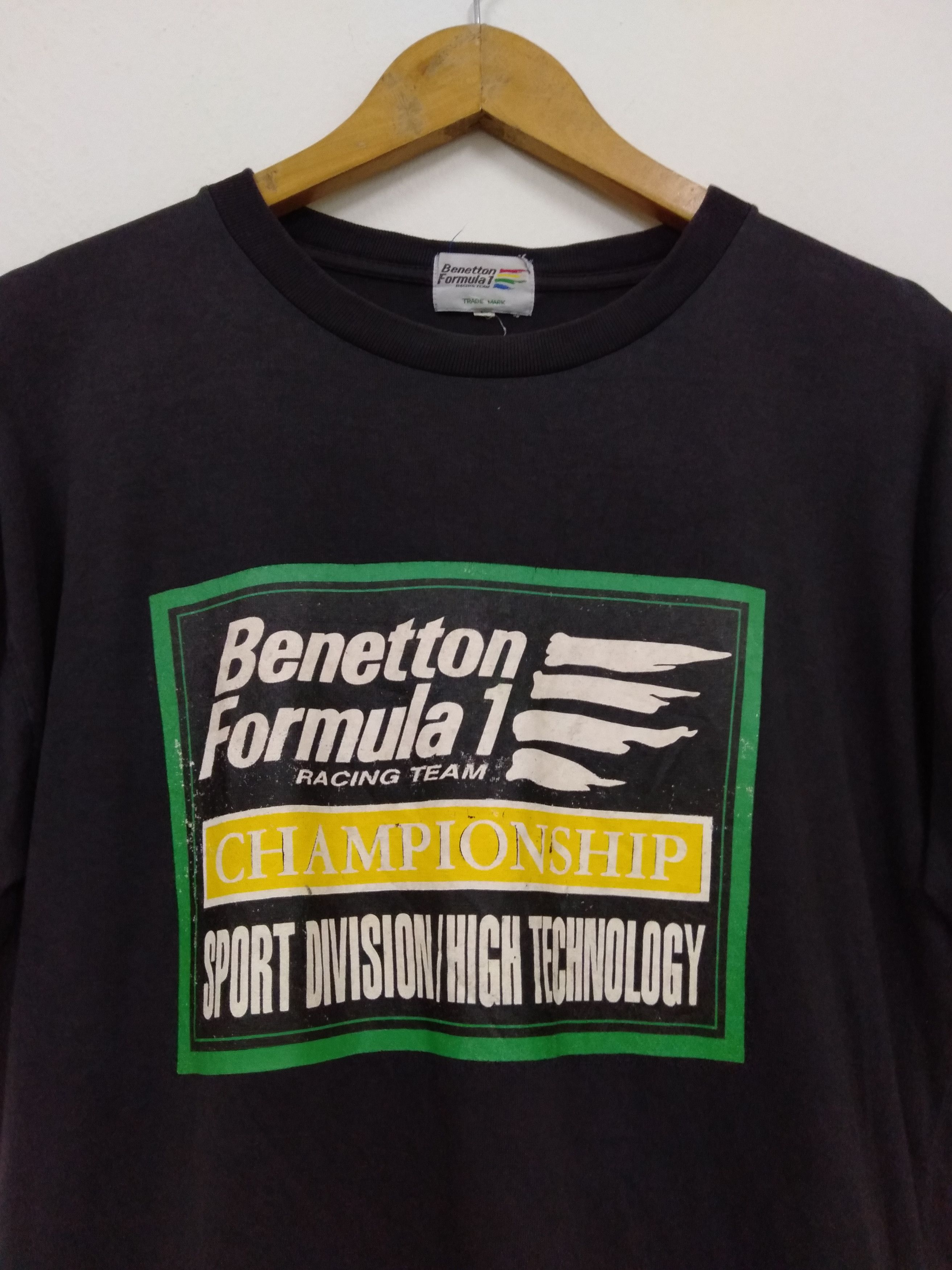 Benetton Vintage Benetton Formula 1 Racing Team t shirt rare Size US L / EU 52-54 / 3 - 6 Thumbnail