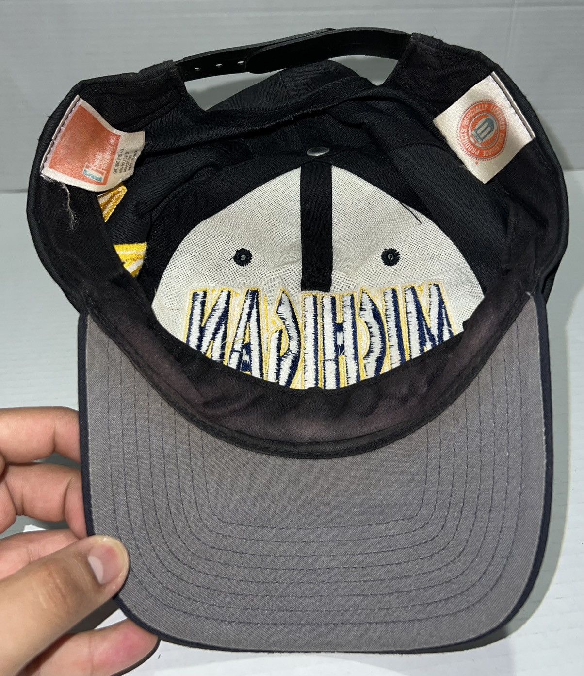 Other Vintage University Michigan Wolverines Twins Enterprises Hat Size ONE SIZE - 5 Thumbnail