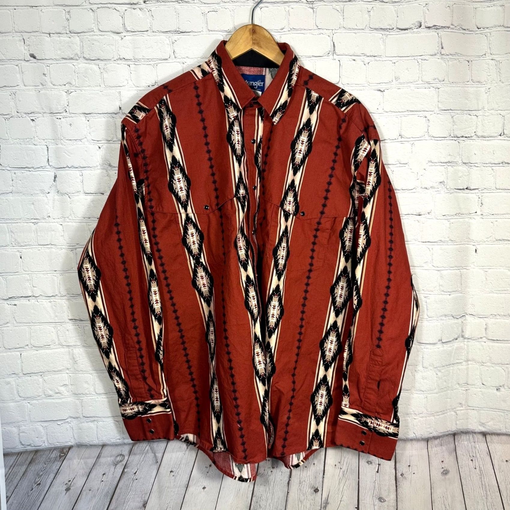 Wrangler Wrangler Western Shirts Mens XL Rust Red Aztec Tribal Print Long Sleeve MC5761A Size US XL / EU 56 / 4 - 2 Thumbnail