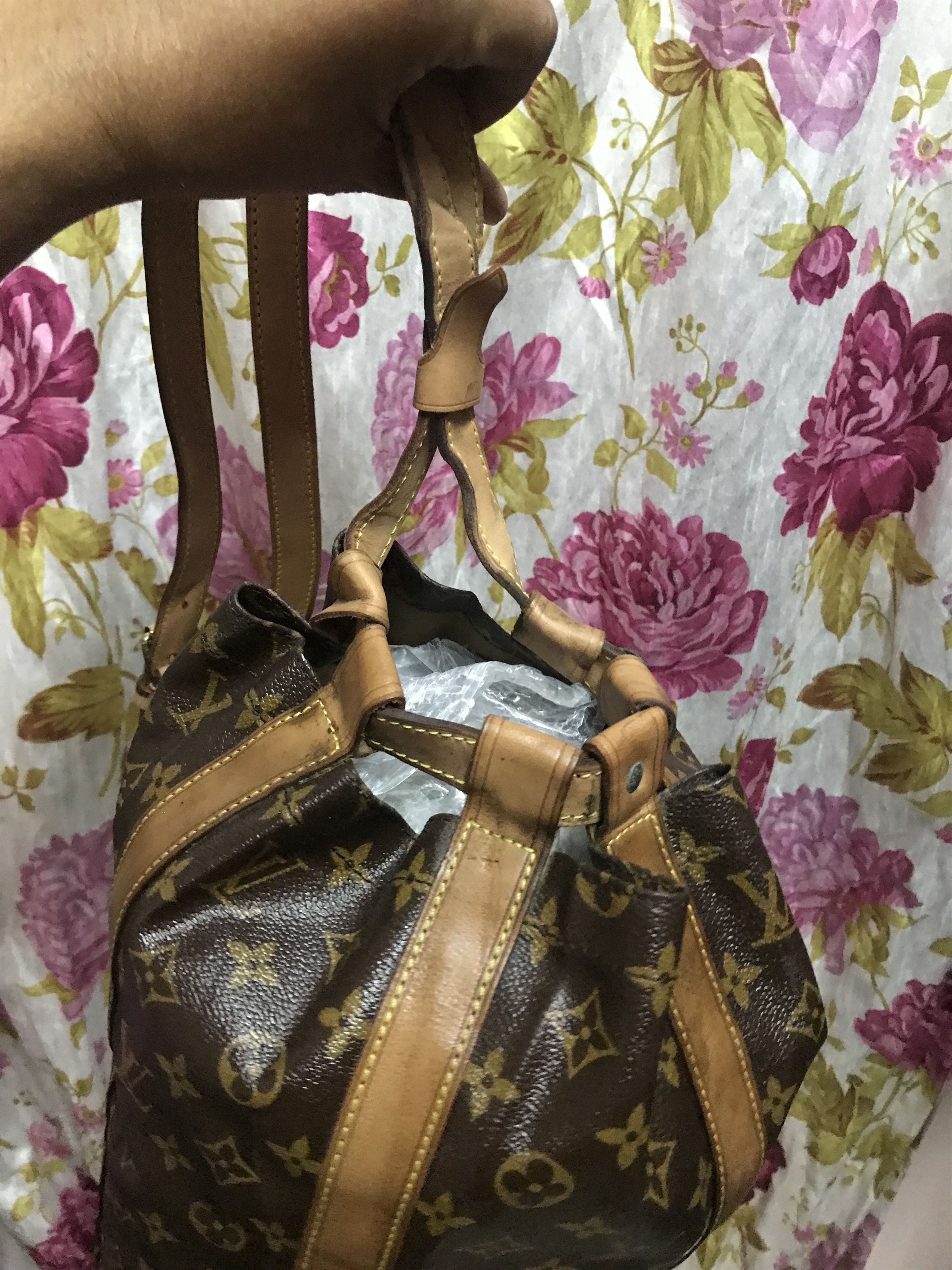 Louis Vuitton Authentic Louis Vuitton Randonnee Size ONE SIZE - 5 Thumbnail
