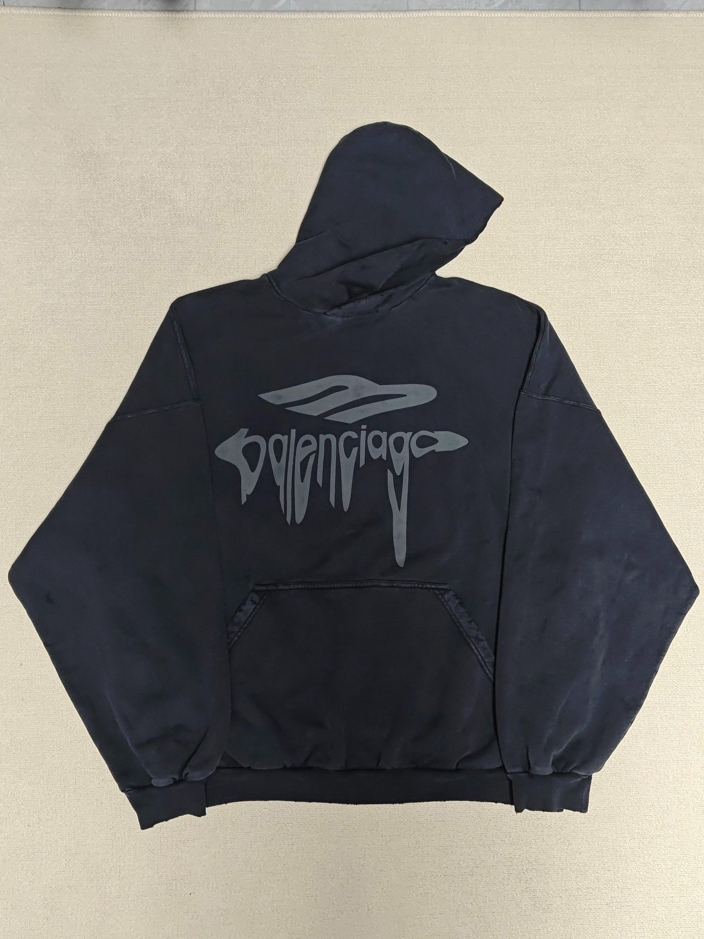 Balenciaga Balenciaga 25ss Dissolve 3B Liquified Wash Worn Hoodie 2501 Size US M / EU 48-50 / 2 - 1 Thumbnail